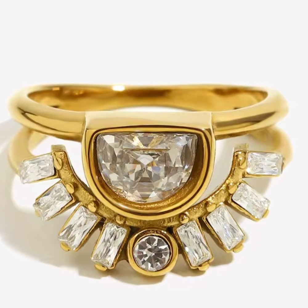 Anthropologie Gold Fan Crystal Statement Ring